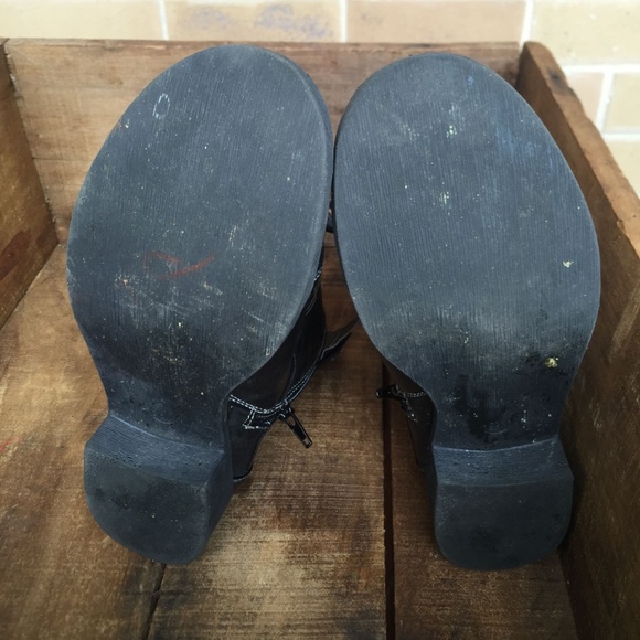 G By Guess Women's Ankle Boots Black BSize 8 1/2. - Picture 6 of 6